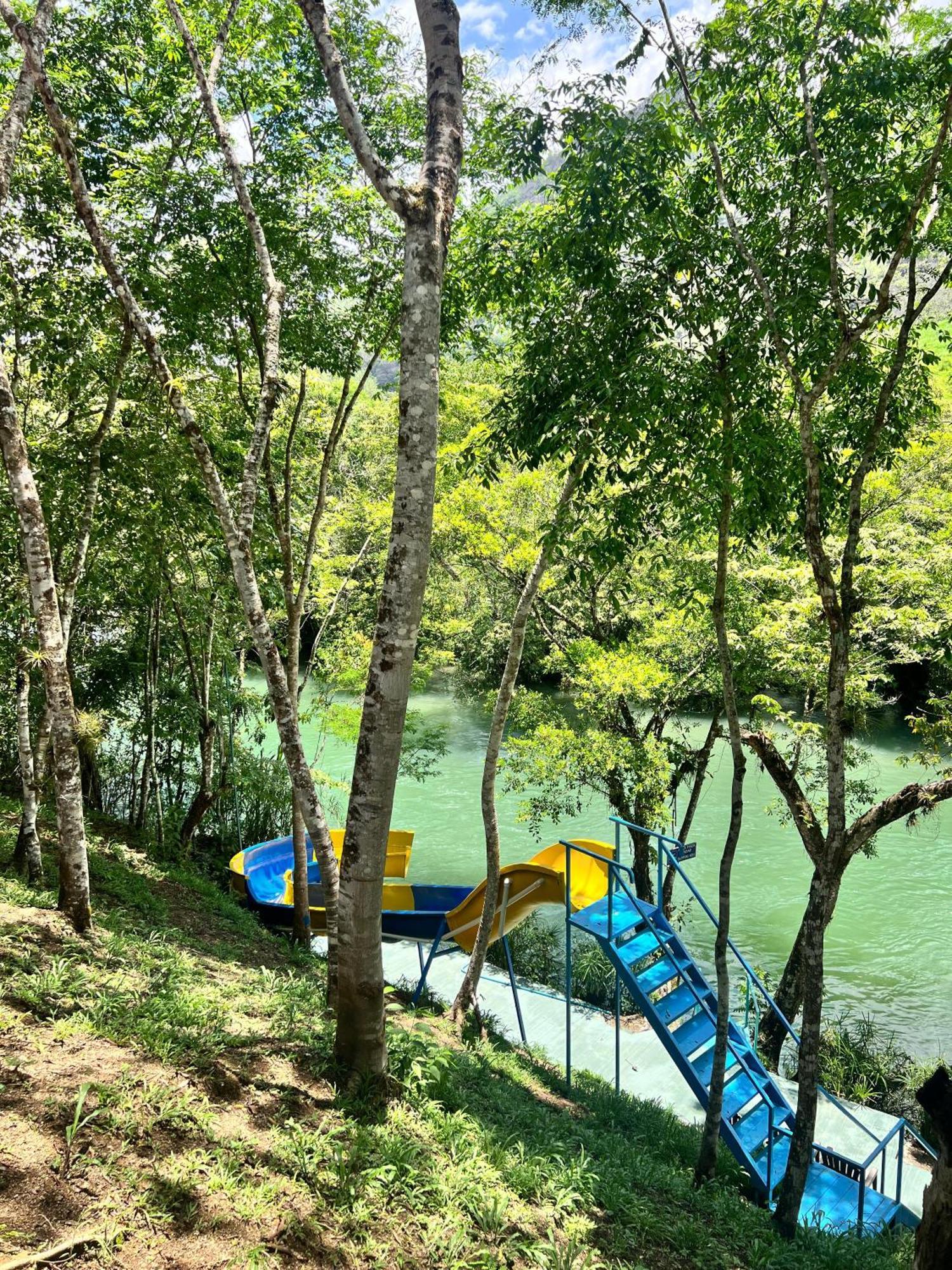 Oasis The Traveler Pansiyon Lanquín Dış mekan fotoğraf